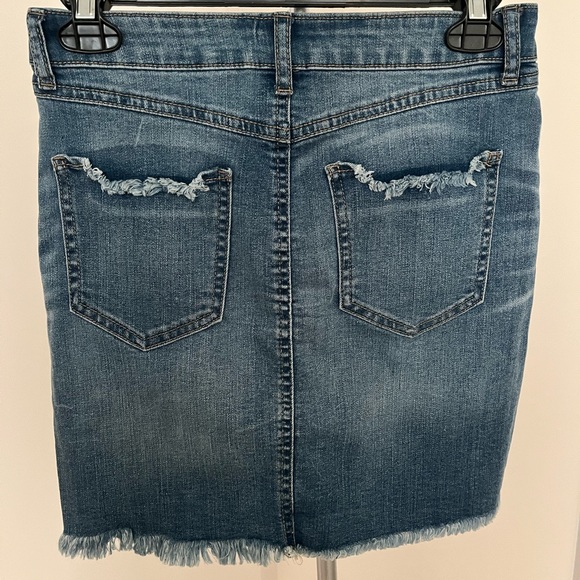 High Waist Denim Skirt Size: 1/25 - Picture 2 of 3